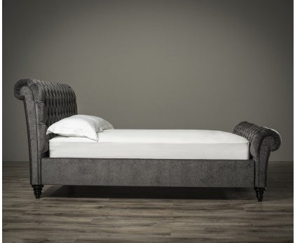 The Historic But Contemporary Sleigh Bed