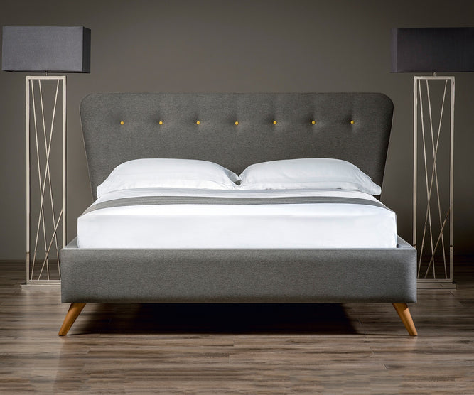 Retro Buttoned Bed