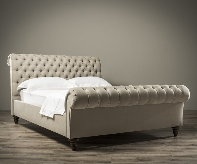 Stanhope Chesterfield Bed | Sleigh Chesterfield Beds | SUENO