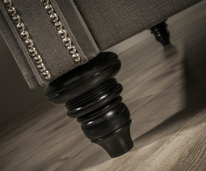 Stanhope Studded Chesterfield Bed | Sleigh Chesterfield Beds | SUENO