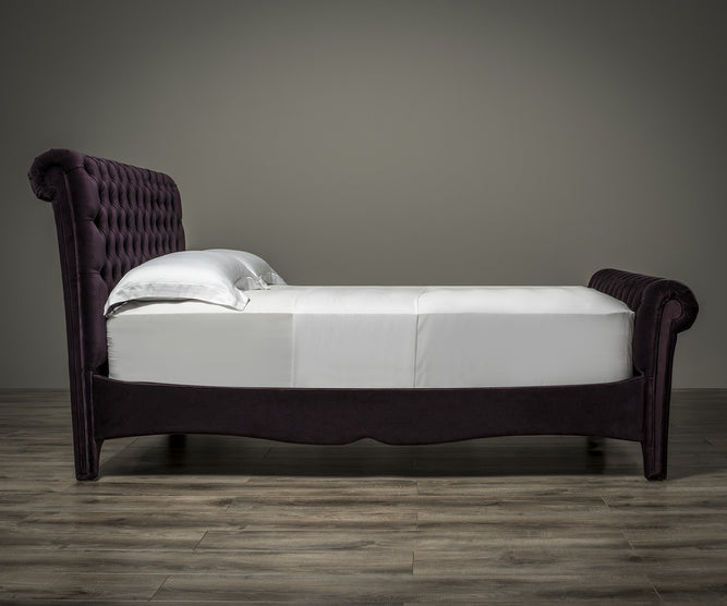 Duke Chesterfield Bed